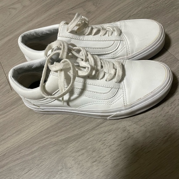 Triple White All Leather Vans Size 7.5 Women, Good Used Condition - Picture 6 of 6